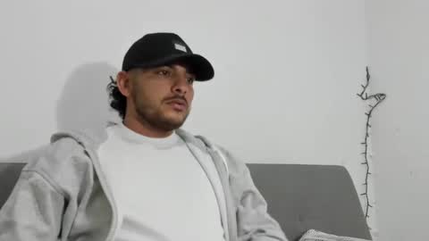 Snapshot of favid95 chatting on February 2025 10:50:02 PM favid95 online show from February 2025 10:50:02 PM