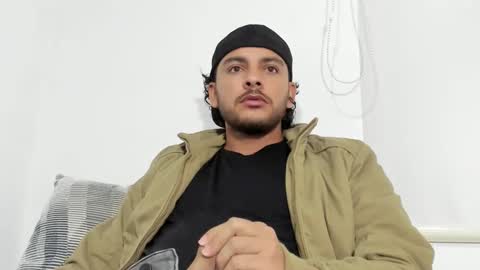 Snapshot of favid95 chatting on March 2025 09:48:02 PM favid95 online show from March 2025 09:48:02 PM