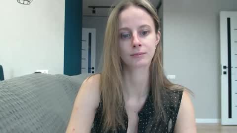 Snapshot of favoriteyour chatting on November 2025 09:44:02 AM favoriteyour online show from November 2025 09:44:02 AM