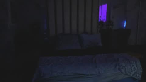 Luna and Leoh online show from July 2026 01:58:01 AM