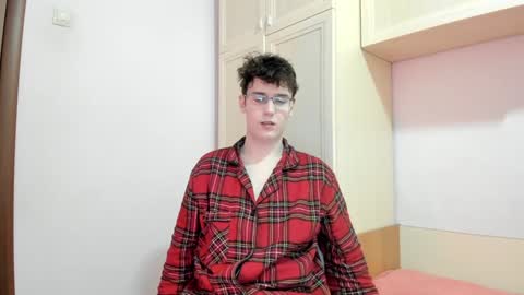 Snapshot of fckmikh chatting on December 2024 06:52:01 PM Michael online show from December 2024 06:52:01 PM