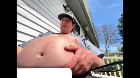 feedmyhugebelly online show from April 2026 04:53:02 PM