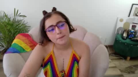 Snapshot of feelina_firesoul chatting on October 2025 06:09:01 PM Feelena online show from October 2025 06:09:01 PM