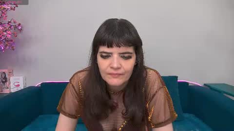 Snapshot of feelsgoodwoman chatting on July 2026 09:53:01 PM Laura online show from July 2026 09:53:01 PM