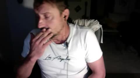 feetkissboy online show from September 2025 12:56:02 AM