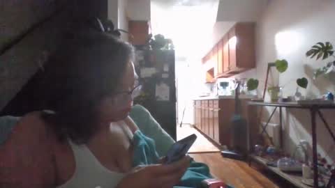 Soley online show from September 2025 03:28:01 AM