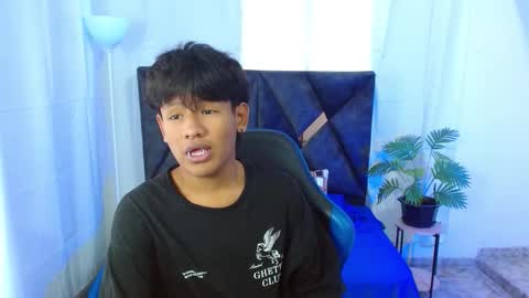 Felix online show from October 2025 07:47:02 PM