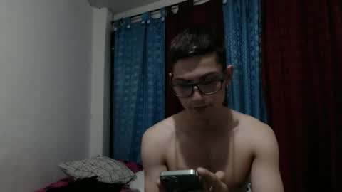 Snapshot of felipe227 chatting on February 2025 11:34:02 PM jhonatan felipe online show from February 2025 11:34:02 PM
