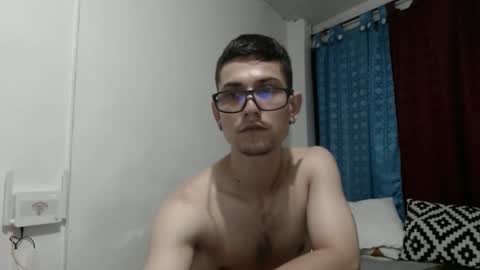 Snapshot of felipe227 chatting on March 2025 01:21:01 AM jhonatan felipe online show from March 2025 01:21:01 AM