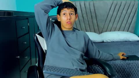 Snapshot of felipehot_gonzales chatting on September 2025 12:59:02 PM felipehot_gonzales online show from September 2025 12:59:02 PM