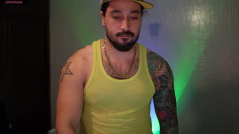 Snapshot of felix_candela chatting on June 2026 01:54:01 AM Felix Candela online show from June 2026 01:54:01 AM