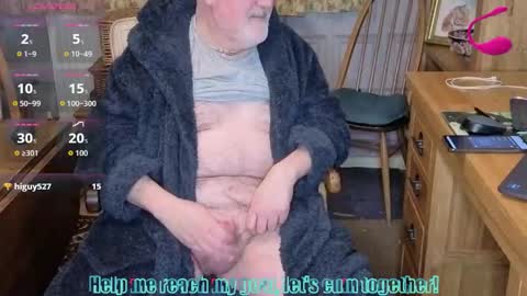 Adam online show from February 2026 09:37:02 PM