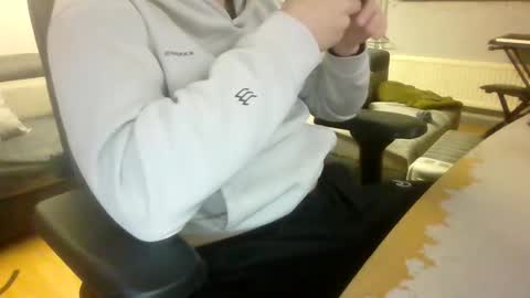 fem_alice_louis_dom online show from December 2024 01:10:02 PM