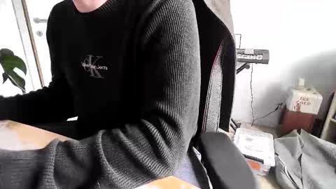 Snapshot of fem_alice_louis_dom chatting on April 2026 09:48:02 AM fem_alice_louis_dom online show from April 2026 09:48:02 AM