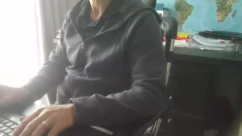 Snapshot of femdomsubby chatting on April 2026 11:29:01 PM femdomsubby online show from April 2026 11:29:01 PM