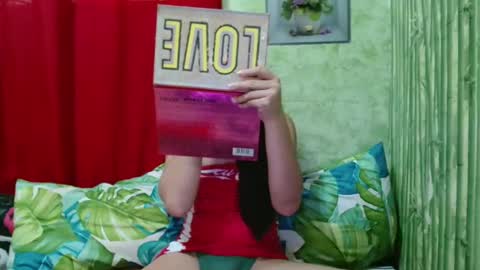 feminine_tsx online show from January 2025 12:02:01 AM