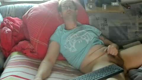 Fendermann38 online show from March 2026 04:58:02 PM