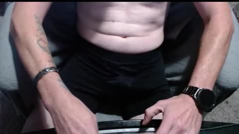 Snapshot of fengshui1982 chatting on December 2025 05:13:01 AM fengshui1982 online show from December 2025 05:13:01 AM