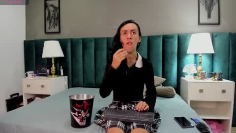 Snapshot of fenix_karoll chatting on January 2025 07:13:02 PM Karol online show from January 2025 07:13:02 PM