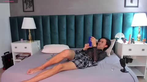 Snapshot of fenix_karoll chatting on March 2025 11:18:02 AM Karol online show from March 2025 11:18:02 AM