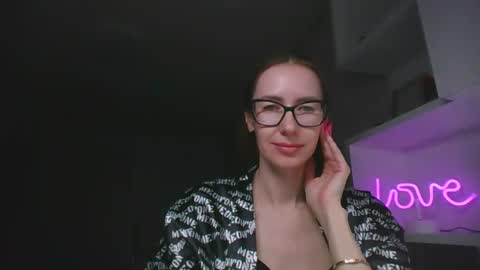 feraliss online show from April 2026 10:04:01 PM