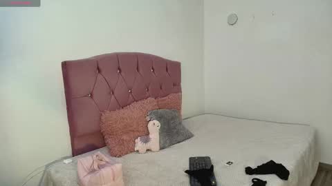 Snapshot of fernanda__velvet chatting on May 2026 11:41:02 AM Fernanda online show from May 2026 11:41:02 AM