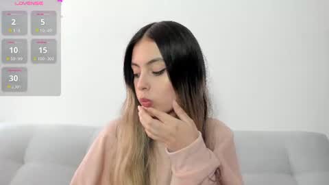 fernanda  online show from June 2026 04:28:01 PM
