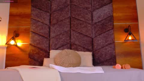 FERNANDA BROWN  online show from March 2026 07:39:01 PM