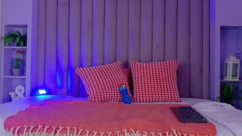 FERNANDA BROWN  online show from April 2026 07:26:01 PM