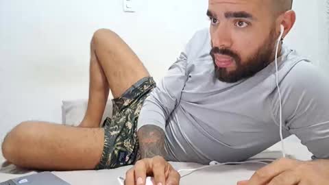 insta ferxx1210 Fercho online show from October 2025 03:19:02 PM