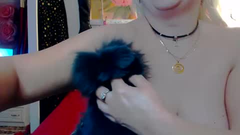 Snapshot of fetish_erotic_club chatting on February 2025 08:53:02 PM pregnant hairyc2cbigboobs mature online show from February 2025 08:53:02 PM