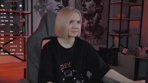 Rey online show from November 2025 02:04:01 PM