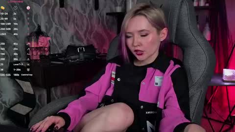 Rey online show from April 2026 07:07:02 PM