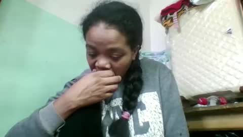 fetranialdy online show from November 2025 04:34:02 AM