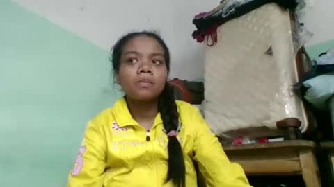 fetranialdy online show from December 2025 04:39:01 AM