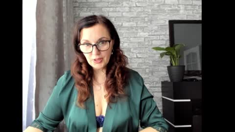Snapshot of fey_bb chatting on January 2025 04:50:01 AM Milana online show from January 2025 04:50:01 AM