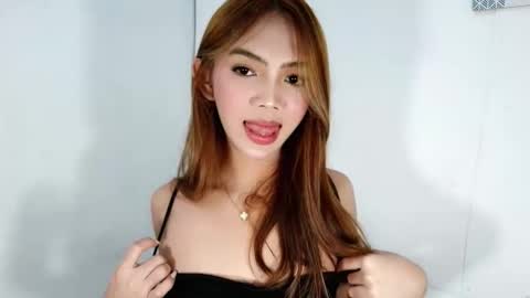 feyaaa online show from October 2025 09:47:02 PM