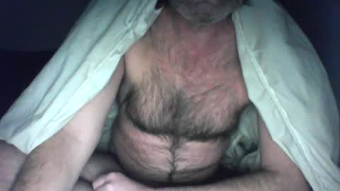 Snapshot of feyo123 chatting on January 2025 06:43:01 PM Beachmancan online show from January 2025 06:43:01 PM