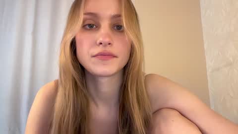 Lisa online show from December 2024 05:39:02 AM