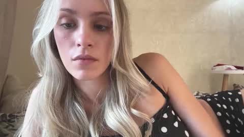 Lisa online show from September 2025 06:57:02 AM