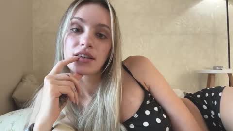 Lisa online show from September 2025 08:51:02 AM