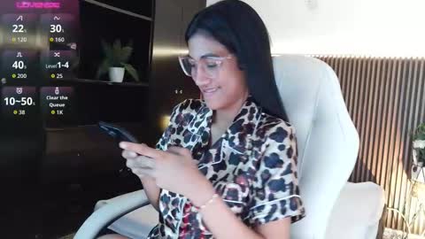 Freyja  online show from February 2026 05:10:01 PM