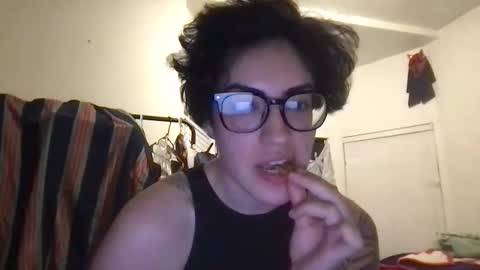 fgsammie online show from April 2026 02:49:02 AM