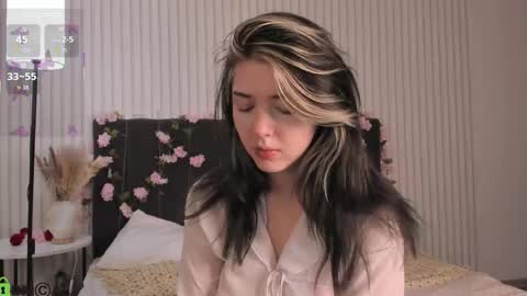 Snapshot of fieryfeline chatting on September 2025 02:01:01 AM Filla online show from September 2025 02:01:01 AM