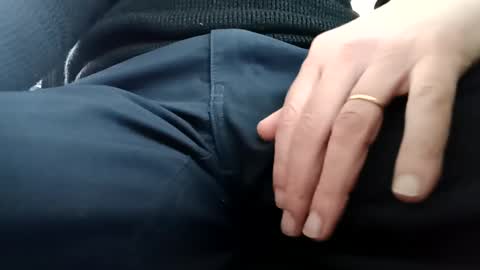 Snapshot of fifi010203 chatting on February 2025 01:30:02 PM fifi010203 online show from February 2025 01:30:02 PM