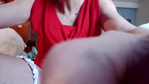 Snapshot of fifi010203 chatting on October 2025 01:12:02 PM fifi010203 online show from October 2025 01:12:02 PM