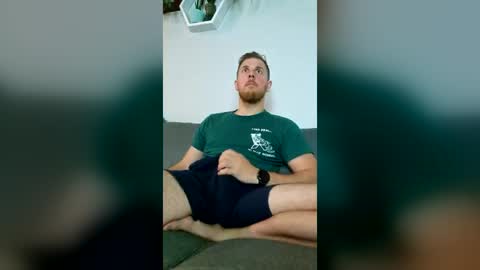 fiolkamil online show from July 2026 09:06:01 PM