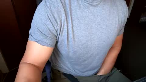 Snapshot of fin4lfinish chatting on October 2025 04:06:02 PM fin4lfinish online show from October 2025 04:06:02 PM