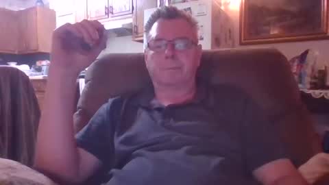 Snapshot of finderfiner chatting on April 2026 03:13:01 AM finderfiner online show from April 2026 03:13:01 AM