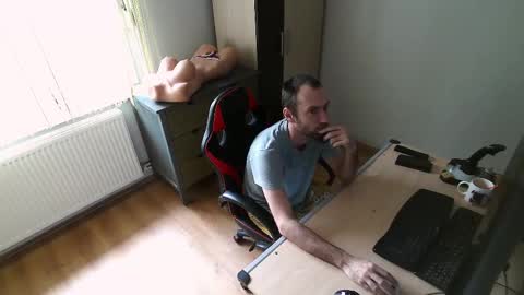 Jane and Findo online show from March 2025 04:15:02 AM